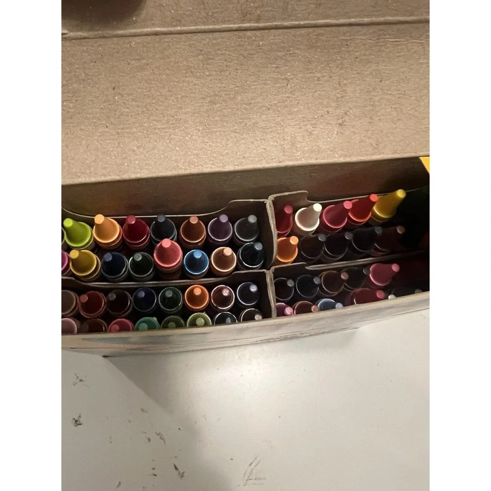 Crayola Crayons Vintage 1997 Box with  Sharpener - Binney & Smith New Lot Of (2)